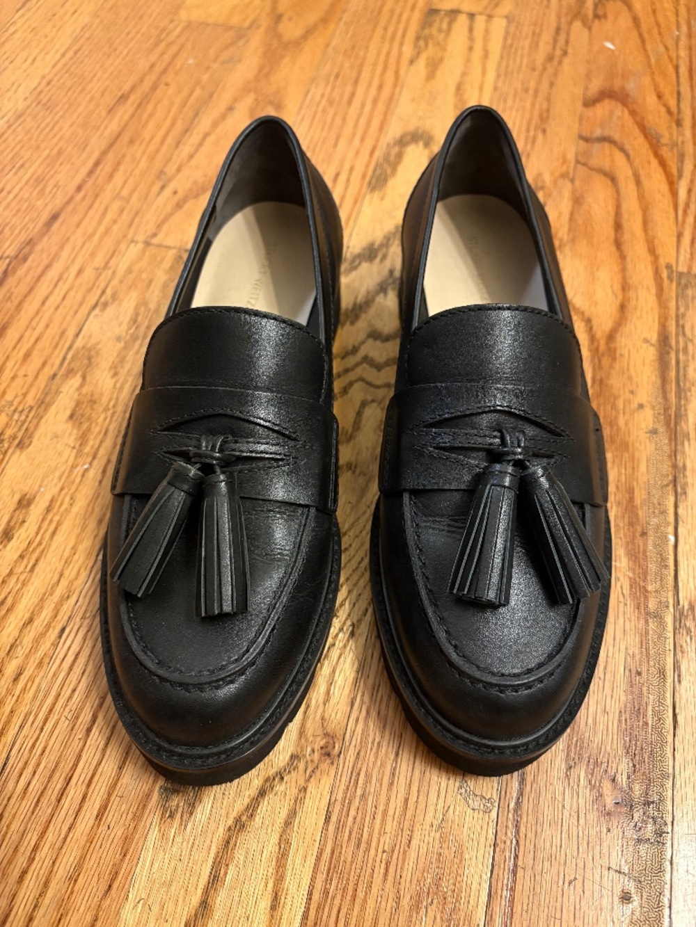 Brand New Stuart Weitzman loafers size 6